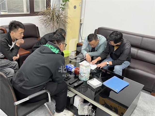 高標(biāo)準(zhǔn)定制！木材炭化機深受廣東客戶喜歡